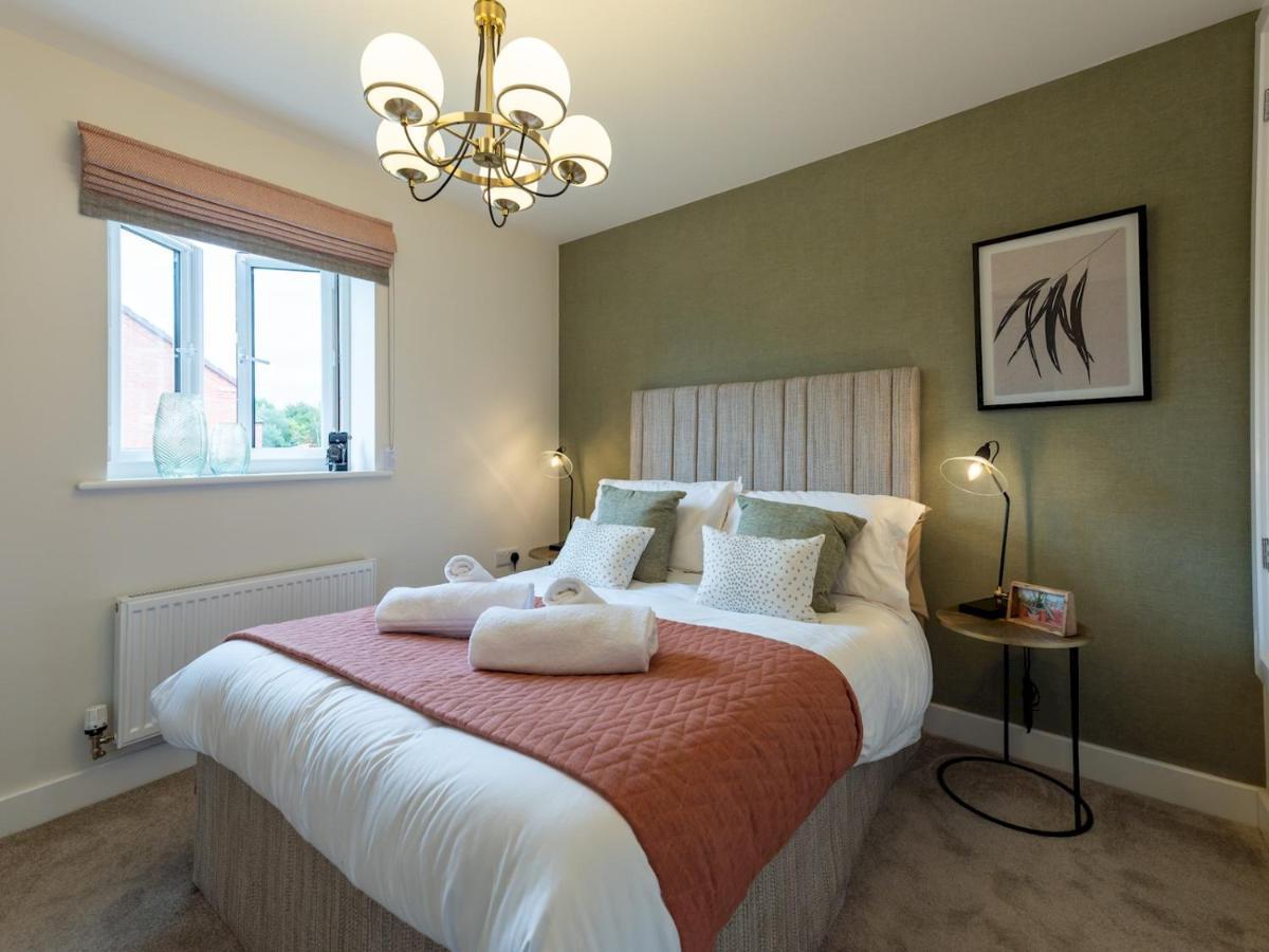 Pass The Keys Contemporary 2 Bedroom Home ลุดโลว์ ภายนอก รูปภาพ